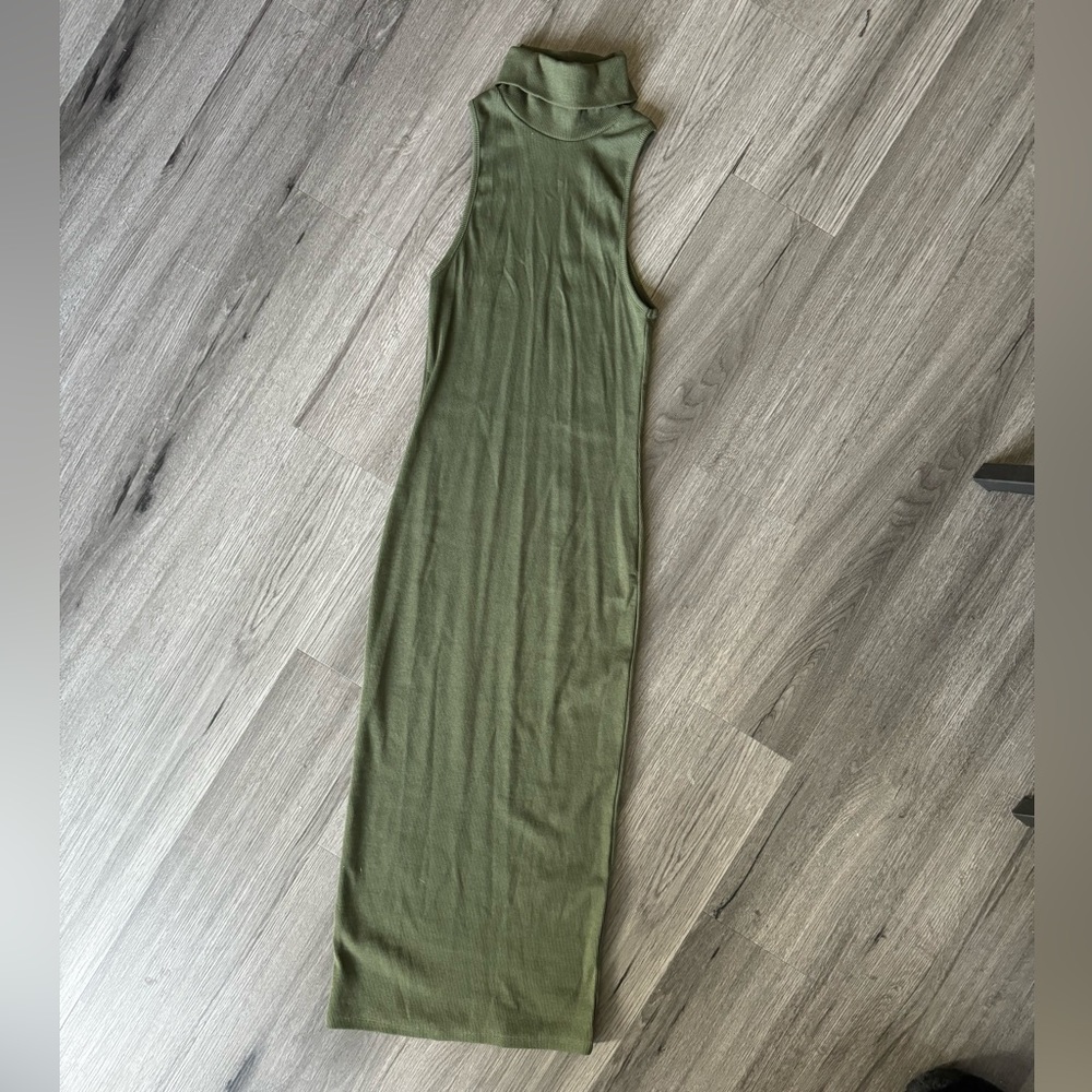 ZARA OLIVE BODY CON DRESS